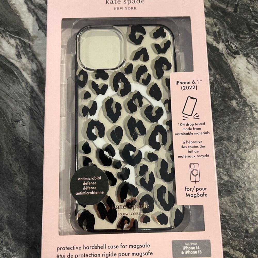 Kate Spade Hardshell (6.1" /small camera) Leopard Black For iPhone 13 & 14